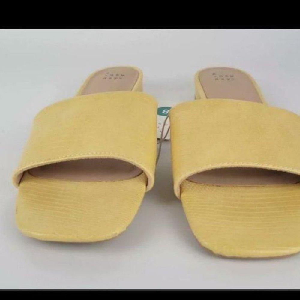 A New Day Summer Dress Slide Sandals Yellow 6.5